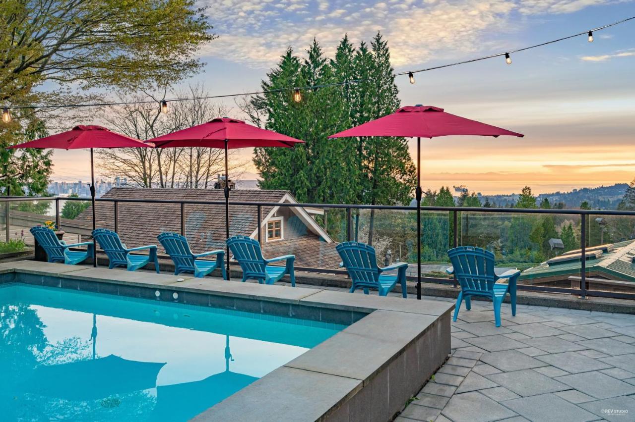 Grouse Cheerful Large Private Bedroom, Bath, Shared Deck, Pool, Hot Tub Норт-Ванкувер Екстер'єр фото