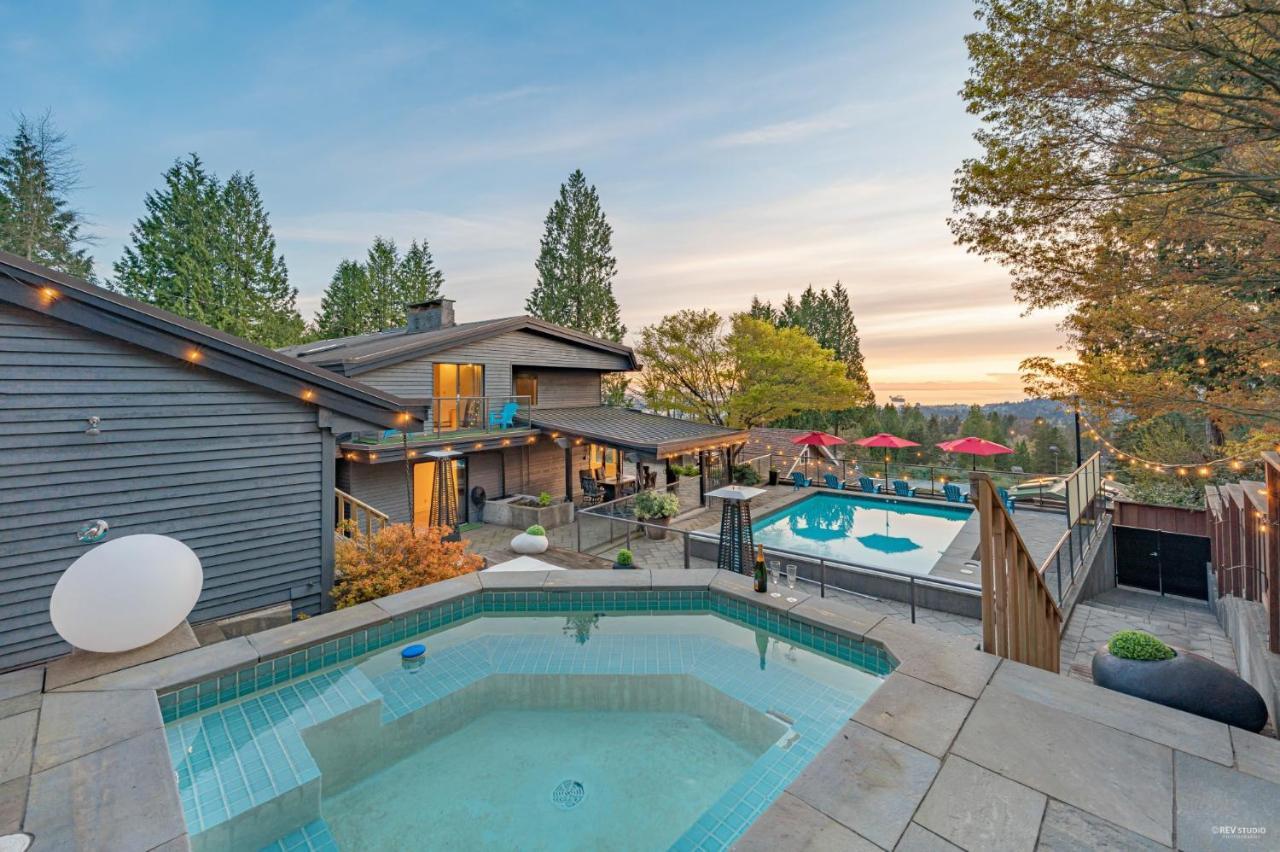 Grouse Cheerful Large Private Bedroom, Bath, Shared Deck, Pool, Hot Tub Норт-Ванкувер Екстер'єр фото